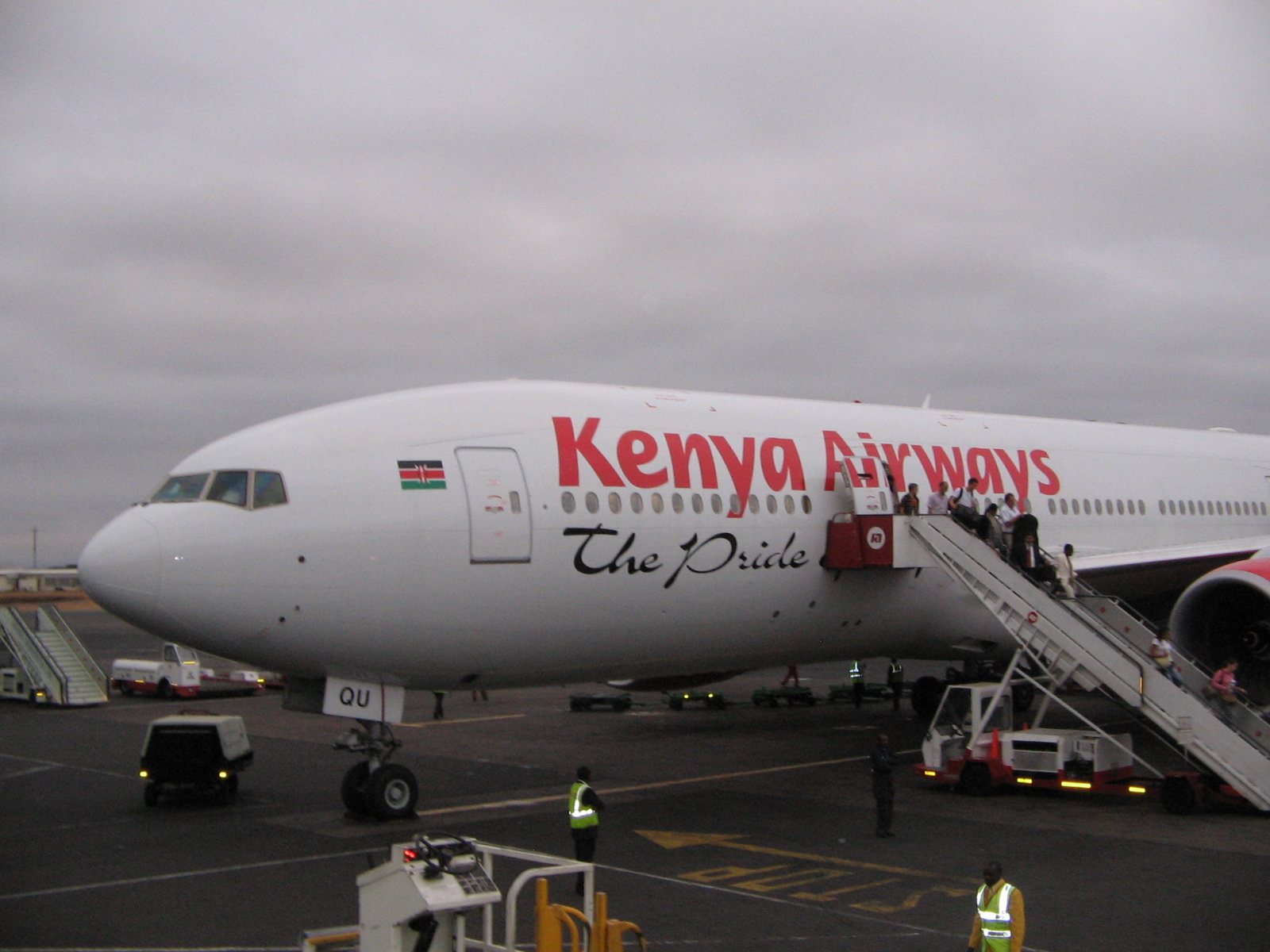 A Kenya Airways Boeing 777 at Jomo Kenyatta International Airport